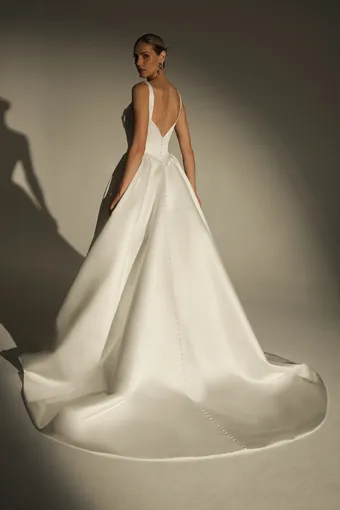 Le Blanc #LE173 #2 backface vertical thumbnail