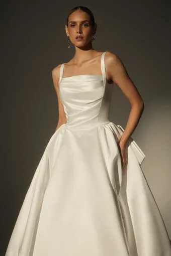 Le Blanc #LE173 #8 frontface vertical cropped thumbnail