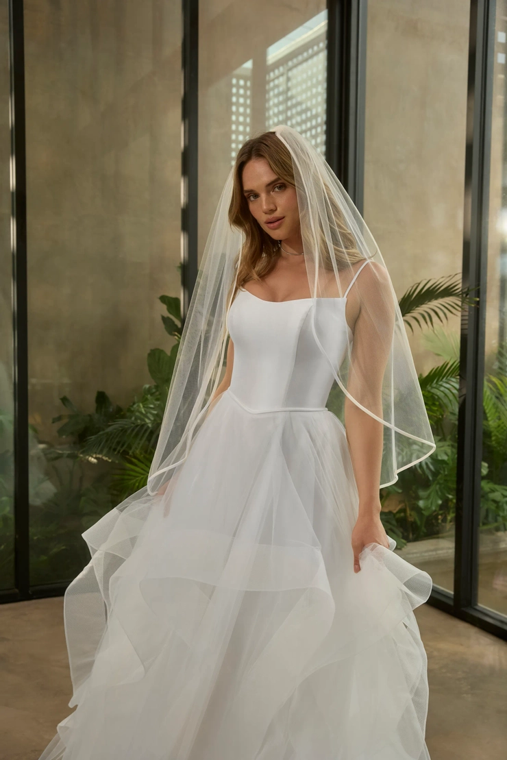 Style BL500V Marilu Veil Default Thumbnail Image