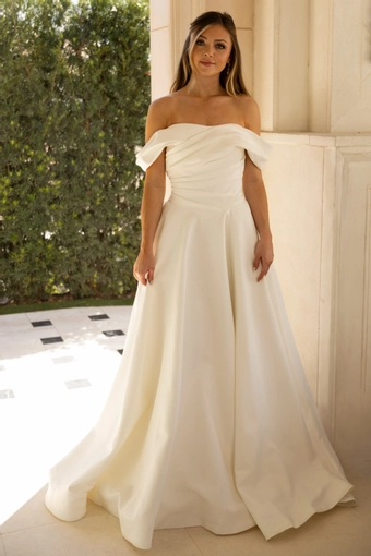 Sophia Thomas Style #B301 #1 frontface vertical thumbnail