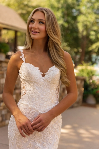 Sophia Thomas Style #B318 #3 frontface vertical cropped thumbnail