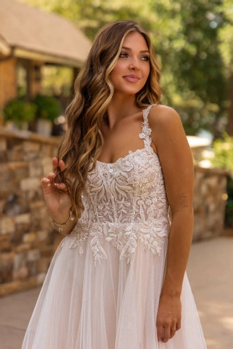 Sophia Thomas Style #B319 #2 frontface vertical cropped thumbnail