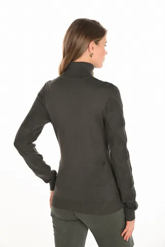 Frank Lyman  253877 #1 default backface vertical thumbnail