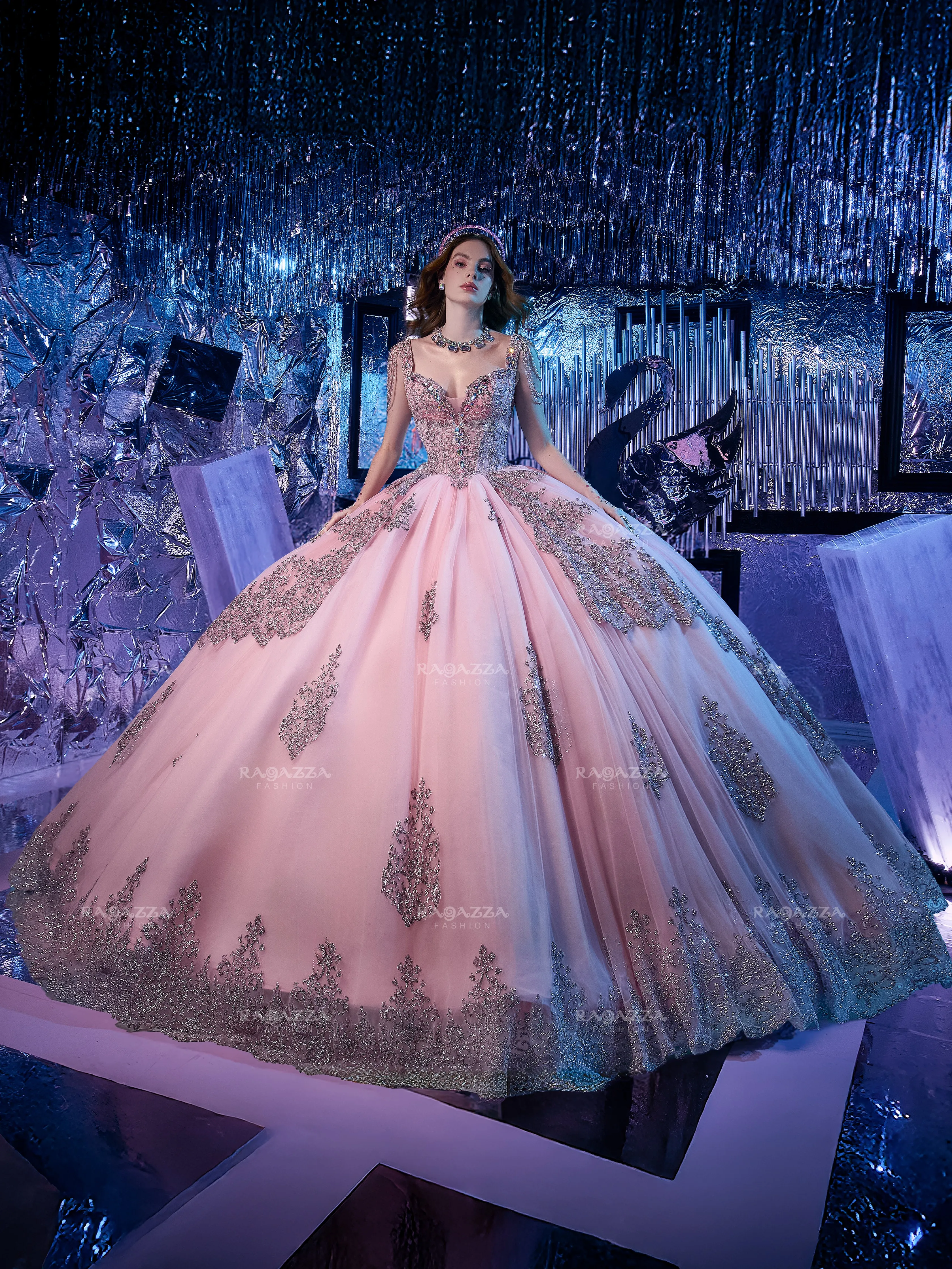 ragazza-quincea-era-dresses-brilliance-shine-bright