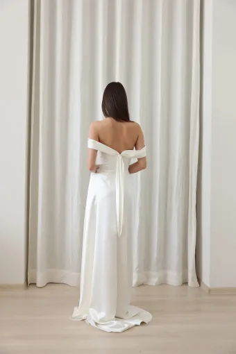 Divine Atelier Danielle #5 backface vertical thumbnail