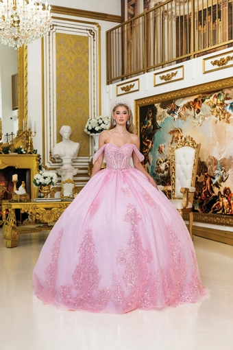 Dancing Queen 1997 #1 frontface vertical thumbnail