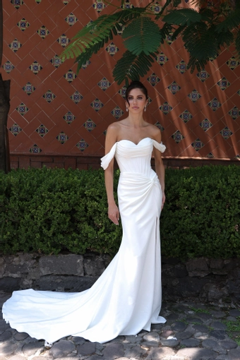 Albany JH Bridal by Jimme Huang #1 frontface vertical thumbnail