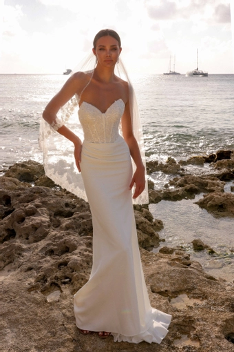 Joanne JH Bridal by Jimme Huang #3 frontface vertical thumbnail
