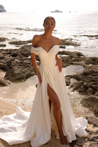 Doreen JH Bridal by Jimme Huang #3 frontface vertical thumbnail