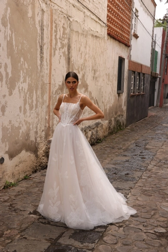 Gail JH Bridal by Jimme Huang #4 frontface vertical thumbnail
