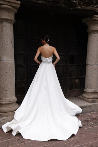 Autumn JH Bridal by Jimme Huang #1 default backface vertical thumbnail
