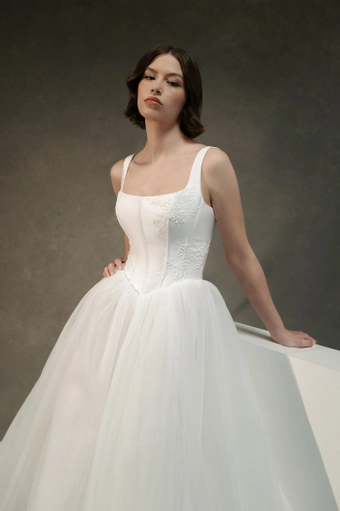 Blue Willow by Anne Barge Style Erivo #2 frontface vertical cropped thumbnail