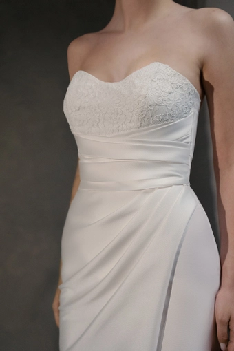 Blue Willow by Anne Barge Lila #6 frontface vertical cropped thumbnail