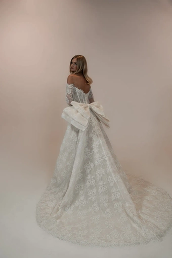 Augusta Colby John #1 default backface vertical thumbnail