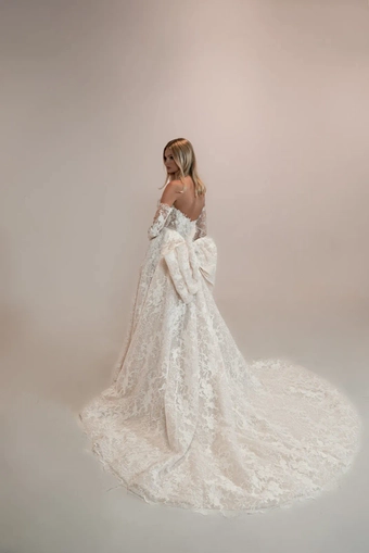 Charlotte Colby John #1 default backface vertical thumbnail