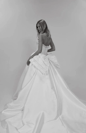 Vivienne Colby John #1 default backface vertical thumbnail