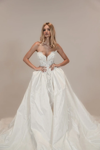 Abigail Colby John #0 default frontface vertical thumbnail