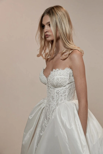 Abigail Colby John #4 frontface vertical cropped thumbnail