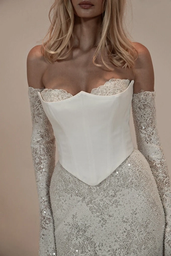 Colby John R2611 #1 frontface vertical cropped thumbnail