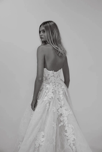 Colby John R2612 #3 default backface vertical cropped thumbnail