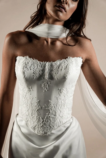 Victoria Colby John #4 frontface vertical cropped thumbnail