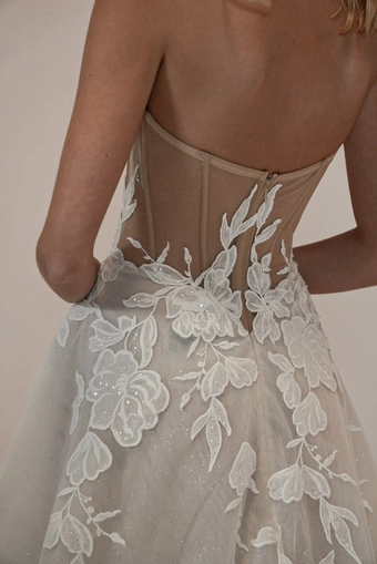 Amelia Colby John #5 backface vertical cropped thumbnail