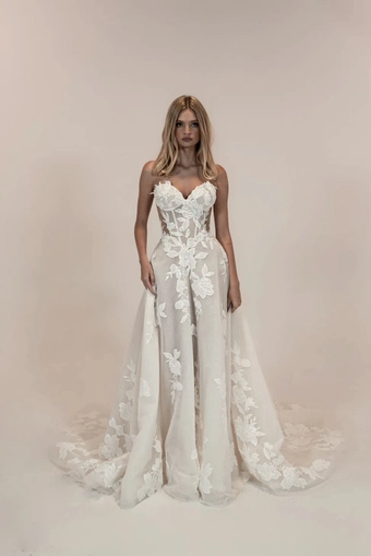 Amelia Colby John #0 default frontface vertical thumbnail