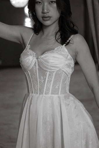 Colby John L2629 Selena #3 frontface vertical cropped thumbnail
