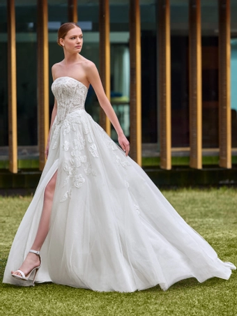 Privee by Pronovias #Adrie #0 default frontface vertical thumbnail