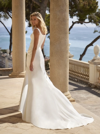 Privee by Pronovias #Archival #1 default backface vertical thumbnail