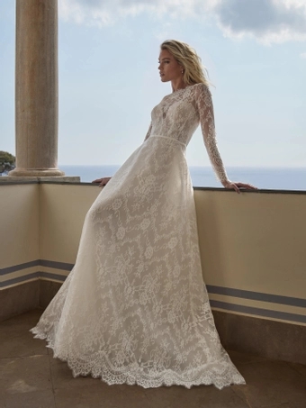 Privee by Pronovias #Ati #0 default frontface vertical thumbnail
