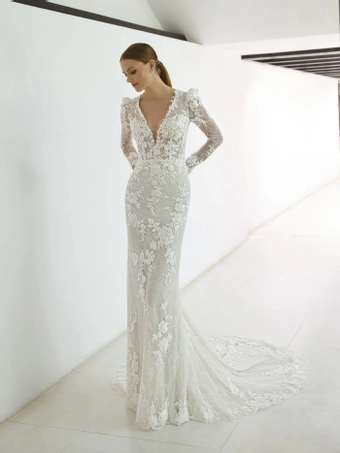 Privee by Pronovias #Aysun #0 default frontface vertical thumbnail