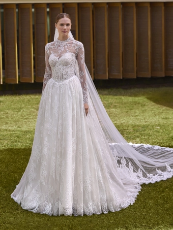 Privee by Pronovias Betje #0 default frontface vertical thumbnail