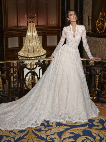 Privee by Pronovias #BITHYNIA #1 frontface vertical thumbnail