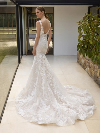Privee by Pronovias Blaia #1 default backface vertical thumbnail