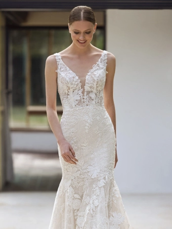 Privee by Pronovias Blaia #2 frontface vertical cropped thumbnail