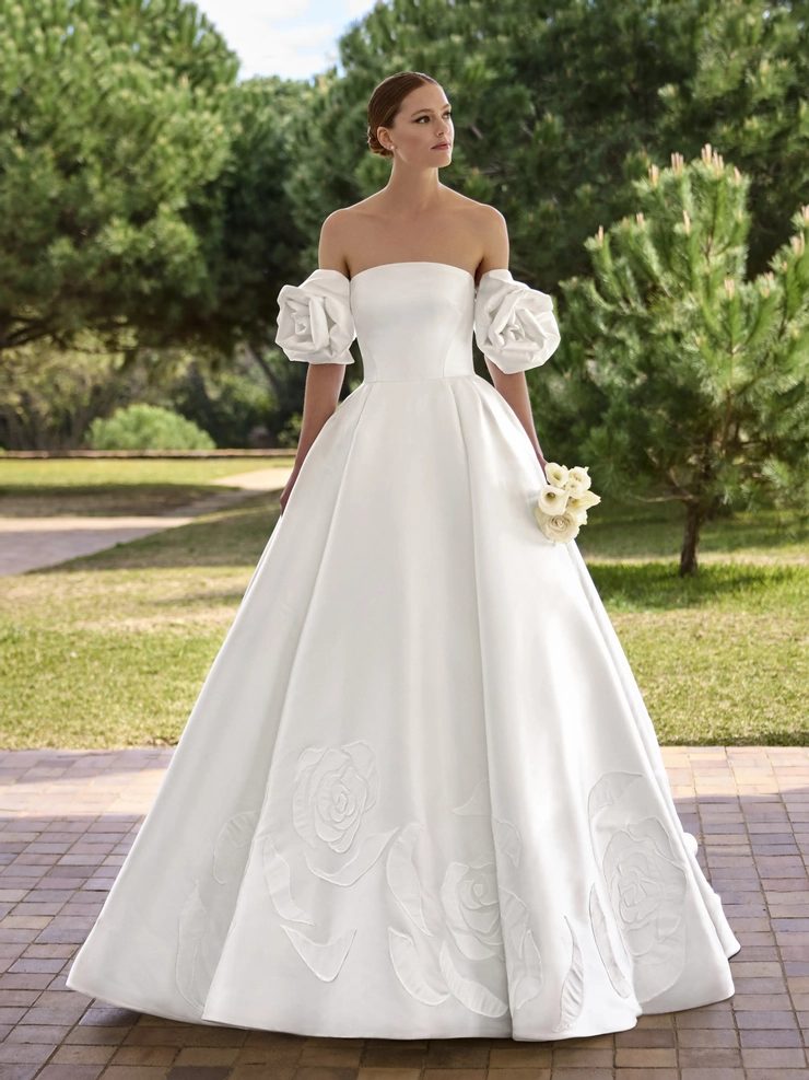 Privee by Pronovias #Carthy Default Thumbnail Image