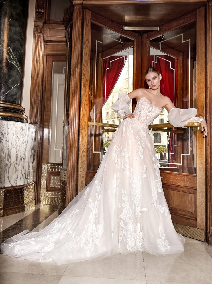 Privee by Pronovias #Cydnus Default Thumbnail Image