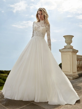 Privee by Pronovias Elonia #0 default frontface vertical thumbnail