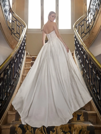Privee by Pronovias #EUNOE #3 backface vertical thumbnail