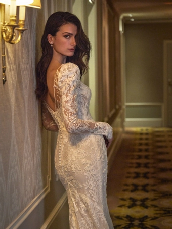 Privee by Pronovias #EURYTE #8 backface vertical cropped thumbnail