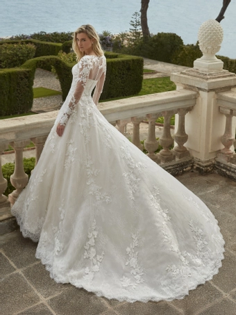 Privee by Pronovias Evies #1 default backface vertical thumbnail