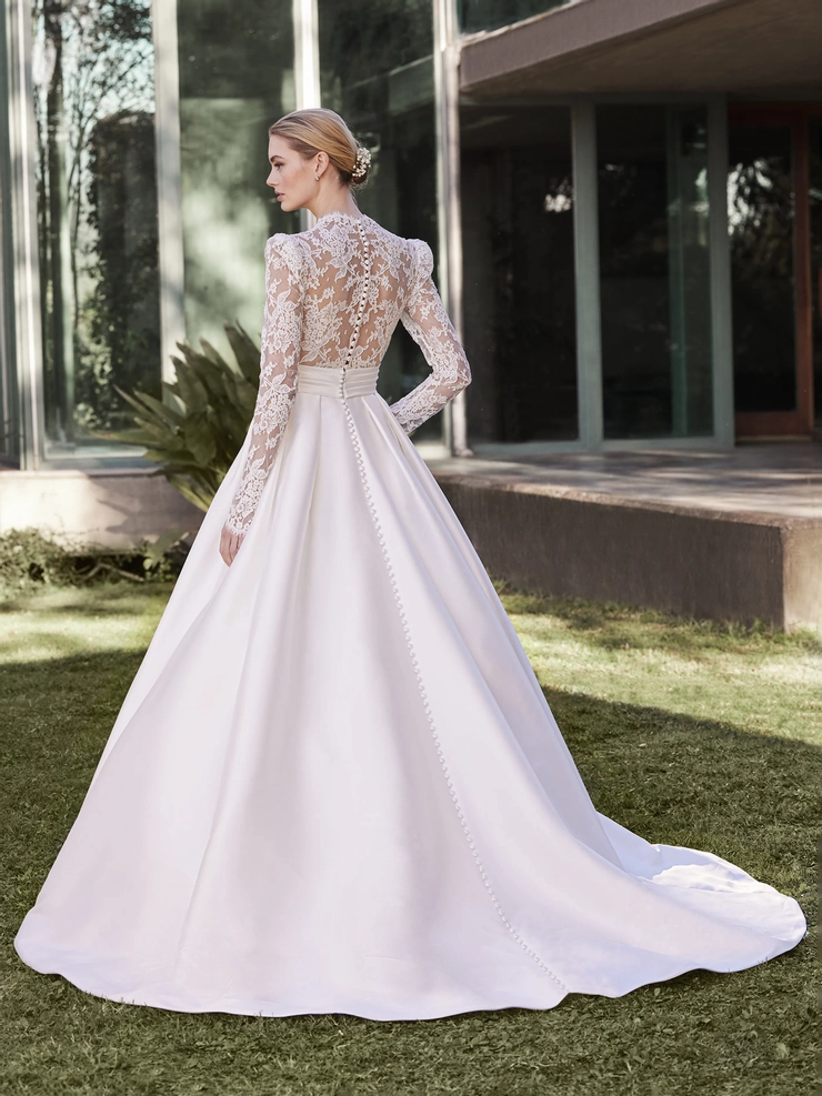 Pronovias Massy