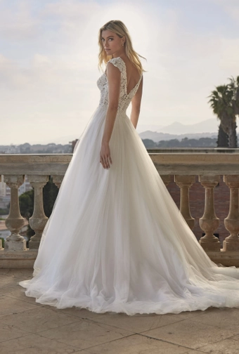 Privee by Pronovias Meirav #1 default backface vertical thumbnail