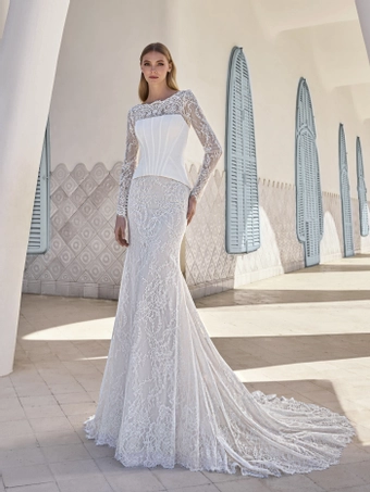 Privee by Pronovias Merra #0 default frontface vertical thumbnail