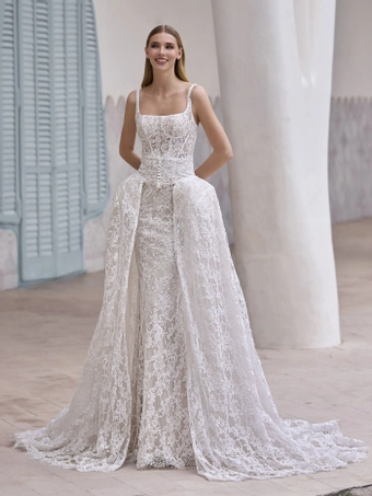 Privee by Pronovias Mott #0 default frontface vertical thumbnail