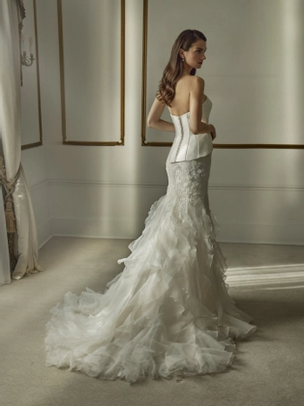Privee by Pronovias #NACOLE #2 backface vertical thumbnail