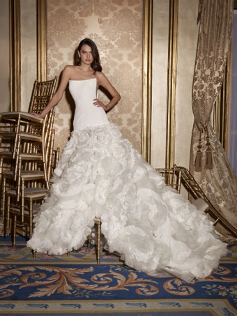 Privee by Pronovias #PHOCIS #1 frontface vertical thumbnail