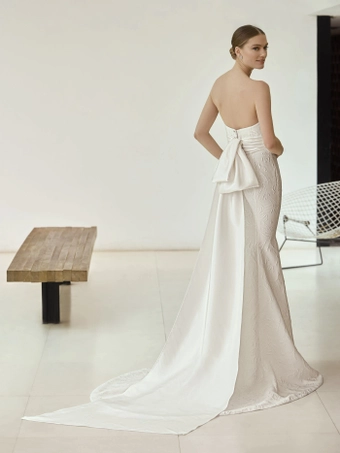 Privee by Pronovias Rhimes #1 default backface vertical thumbnail