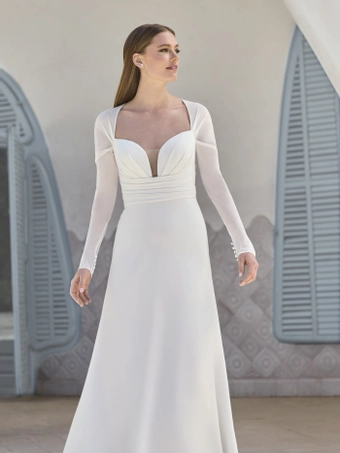 Privee by Pronovias Rosselini #2 frontface vertical cropped thumbnail